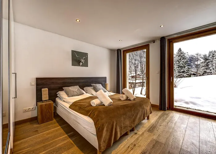 Chosalets - 200m2 Cheminee Jacuzzi Sauna Vues Шале *