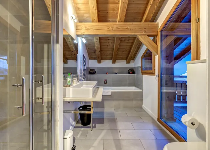 Chosalets - 200m2 Cheminee Jacuzzi Sauna Vues Dağ evi